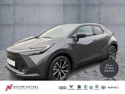 Grau Neu 2025 Toyota C-HR Team SUV | 33.830 €