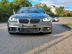 Grau Gebraucht 2012 BMW 520 Kombi | 9.990 €
