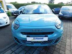 Gebraucht 2024 Fiat 600 La Prima SUV | 27.400 € (Fairer Preis)