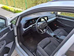 Silber Gebraucht 2023 VW Golf VIII Life Kombi | 24.950 € (Fairer Preis)