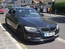 Schwarz Gebraucht 2010 BMW 330 Cabriolet Cabrio | 18.500 € (Etwas zu teuer)
