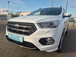 Weiß Gebraucht 2018 Ford Kuga ST-Line SUV | 11.499 € (Superpreis)