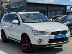 Weiß Gebraucht 2012 Mitsubishi Outlander Invite SUV | 5.799 € (Superpreis)