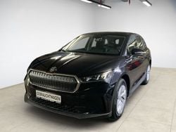 Schwarzmagic perleffekt met. Gebraucht 2022 Skoda Enyaq iV SUV | 20.960 € (Guter Preis)