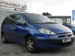 Blau Gebraucht 2005 Peugeot 807 Van / Kleinbus | 2.490 €