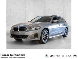 Grau Neu 2025 BMW 320 Kombi | 49.990 € (Superpreis)