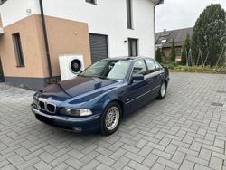 Blau Gebraucht 1999 BMW 540 Performance Limousine | 6.950 € (Guter Preis)