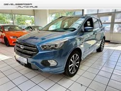 Blau Gebraucht 2019 Ford Kuga ST-Line SUV | 16.980 € (Guter Preis)