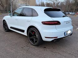 Weiß Gebraucht 2015 Porsche Macan Turbo SUV | 51.999 €