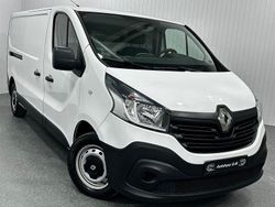Weiß Gebraucht 2018 Renault Trafic Van | 13.850 € (Fairer Preis)