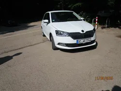 Weiß Gebraucht 2020 Skoda Fabia Active Limousine | 10.575 € (Fairer Preis)