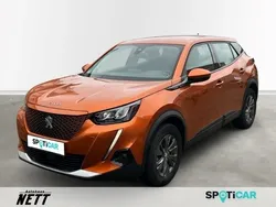 Orange Gebraucht 2022 Peugeot e-2008 Active SUV | 19.950 € (Fairer Preis)