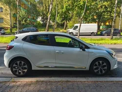 Schwarz Gebraucht 2022 Renault Clio V Evolution Kleinwagen | 12.300 € (Guter Preis)