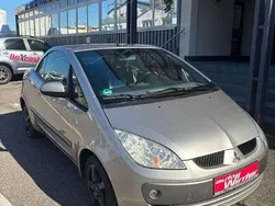 Champagnerbeige metallic Gebraucht 2006 Mitsubishi Colt Invite Limousine | 3.800 € (Teuer)