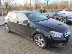 Schwarz Gebraucht 2014 Mercedes A180 Urban Limousine | 13.900 € (Etwas zu teuer)