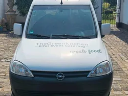 Weiß Gebraucht 2007 Opel Combo Van / Kleinbus | 2.100 €