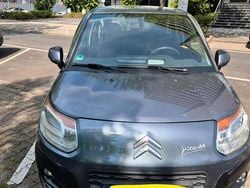 Grau Gebraucht 2010 Citroën C3 Kleinwagen | 2.000 €