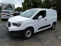 Weiß Gebraucht 2020 Opel Combo Edition Van / Kleinbus | 9.999 € (Superpreis)