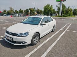 Weiß Gebraucht 2012 VW Jetta Highline Limousine | 12.499 €