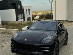 Schwarz Gebraucht 2016 Porsche Macan Turbo SUV | 29.500 € (Fairer Preis)