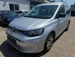 Silber Gebraucht 2021 VW Caddy Life Van / Kleinbus | 13.923 €