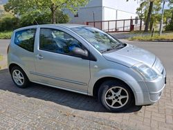 Silber Gebraucht 2008 Citroën C2 Kleinwagen | 3.300 €