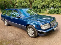 Blau Gebraucht 1993 Mercedes 300 Sportline Kombi | 19.500 €