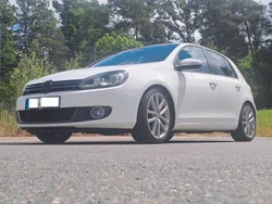 Weiß Gebraucht 2010 VW Golf VI Highline Limousine | 7.500 € (Teuer)