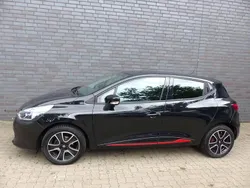 Schwarz Gebraucht 2016 Renault Clio IV Experience Limousine | 10.998 € (Fairer Preis)