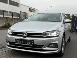 Silber Gebraucht 2021 VW Polo Highline Kleinwagen | 15.999 € (Fairer Preis)