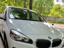 Weiß Gebraucht 2018 BMW 218 Active Tourer Advantage Van / Kleinbus | 18.000 € (Fairer Preis)