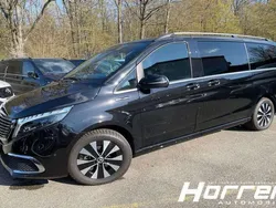 Obsidianschwarz metallic Gebraucht 2021 Mercedes EQV300 Avantgarde Van / Kleinbus | 47.880 € (Fairer Preis)