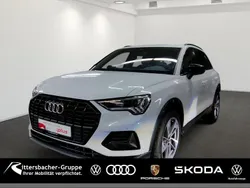 Gletscherweiß metallic Gebraucht 2023 Audi Q3 Advanced Plus SUV | 39.990 € (Fairer Preis)
