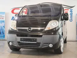 Mitternacht schwarz (mi2) Gebraucht 2013 Opel Vivaro Van | 18.888 €