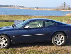 Blau Gebraucht 2001 Jaguar XK8 Coupé | 25.000 € (Etwas zu teuer)