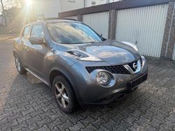 Grau Gebraucht 2015 Nissan Juke SUV | 5.900 € (Teuer)