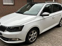 Weiß Gebraucht 2015 Skoda Fabia Style Kombi | 9.500 € (Fairer Preis)
