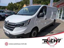 Arktis weiß Gebraucht 2022 Renault Trafic Van | 20.980 € (Superpreis)