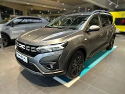 Grau Gebraucht 2024 Dacia Jogger Expression Van / Kleinbus | 27.490 € (Fairer Preis)