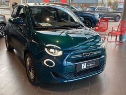 Grün Neu 2025 Fiat 500 | 23.990 € (Fairer Preis)