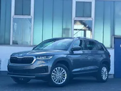 Graphitegrau metallic Gebraucht 2024 Skoda Kodiaq Ambition SUV | 35.999 € (Superpreis)
