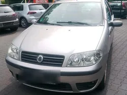 Silber Gebraucht 2004 Fiat Punto Kleinwagen | 800 € (Guter Preis)