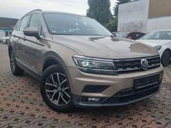 Beige Gebraucht 2016 VW Tiguan Comfortline SUV | 19.698 € (Guter Preis)