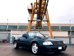 Schwarz Gebraucht 1993 Mercedes SL320 Cabrio | 14.900 €