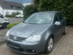 Silber Gebraucht 2008 VW Golf V Limousine | 4.500 € (Teuer)
