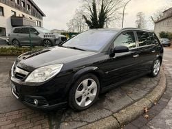 Schwarz Gebraucht 2007 Opel Signum Cosmo Kleinwagen | 2.390 € (Guter Preis)