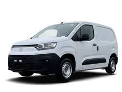 Weiss Gebraucht 2023 Fiat Doblò Van / Kleinbus | 26.476 € (Teuer)