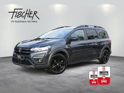 Grau Gebraucht 2022 Dacia Jogger Extreme Van / Kleinbus | 16.980 € (Teuer)