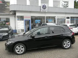 Schwarz Gebraucht 2023 VW Golf VIII Life Limousine | 24.498 € (Guter Preis)