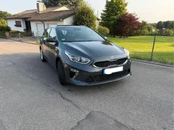 Grau Gebraucht 2020 Kia Ceed Sportswagon Kombi | 15.400 € (Guter Preis)